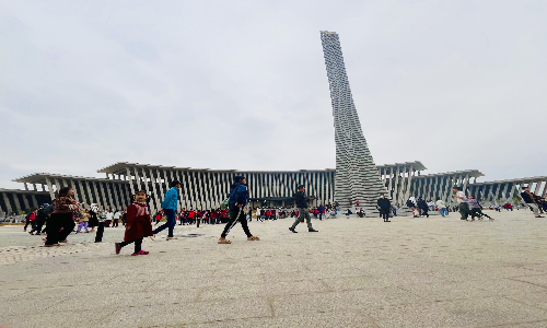 Hiking - Bảo tàng lịch sử quân sự Việt Nam